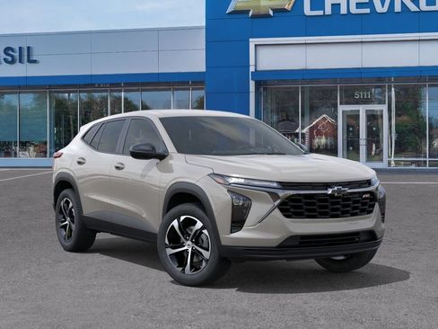 New 2026 Chevrolet Trax RS w/ Driver Confidence Package FWD image 7