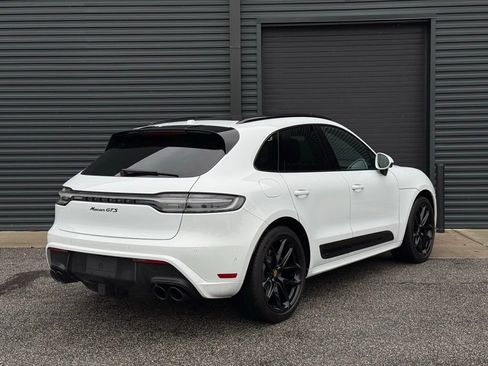 Certified 2024 Porsche Macan GTS image 22