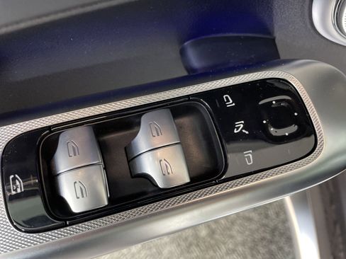 New 2025 Mercedes-Benz GLC 63 AMG S image 22