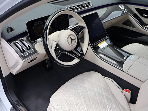 New 2025 Mercedes-Benz S 580 4MATIC Sedan image 59