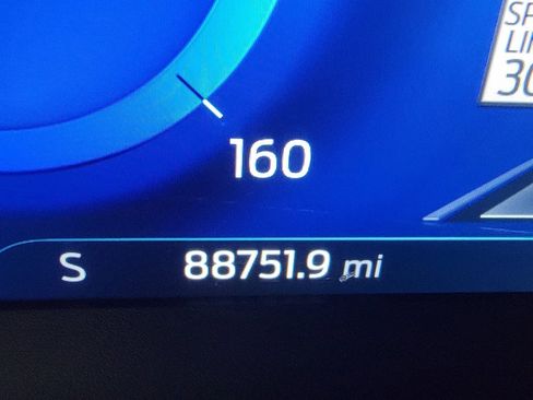 Used 2021 Ford Escape SEL w/ Technology Package image 17