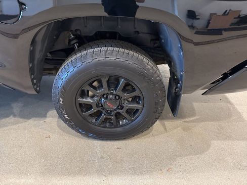 Used 2020 Toyota Tundra Platinum AWD/4WD image 10