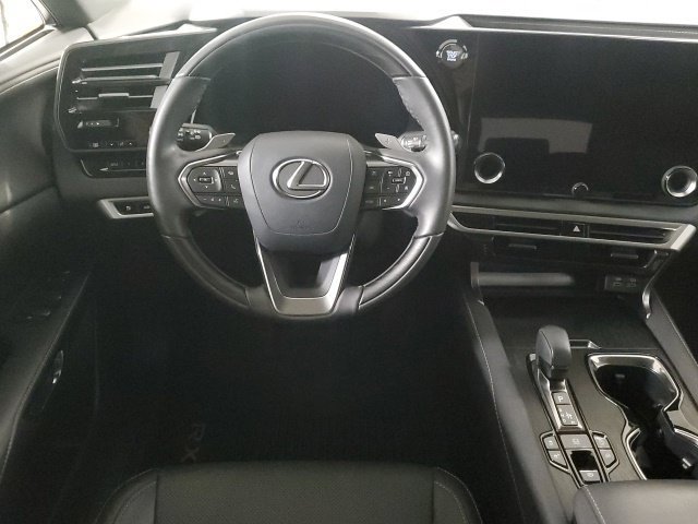 Used 2025 Lexus RX 350 Premium w/ Accessory Package AWD/4WD image 17