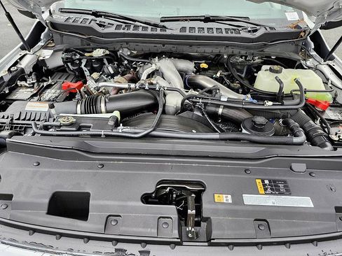 New 2024 Ford F550 4x4 Crew Cab Super Duty image 18