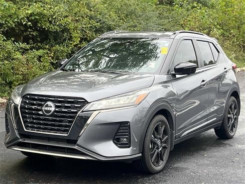 Used 2023 Nissan Kicks SR w/ SR Premium Package image 1