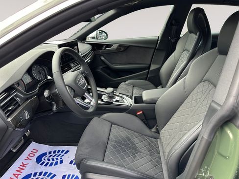 Used 2025 Audi S5 Premium image 9