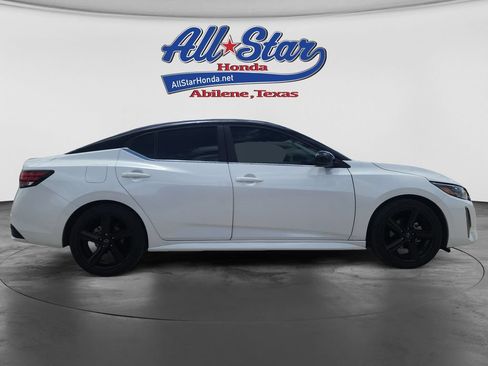 Used 2024 Nissan Sentra SR FWD image 6