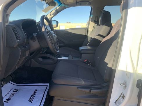 Used 2022 Nissan Frontier S w/ Technology Package image 18