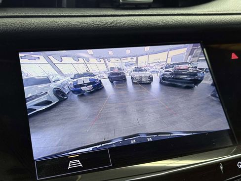 Used 2023 Cadillac XT6 Premium Luxury image 65