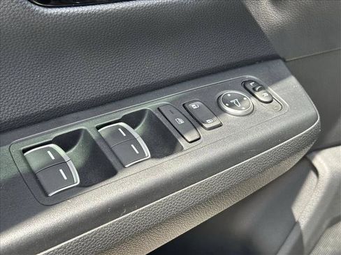Used 2024 Honda CR-V EX-L image 18