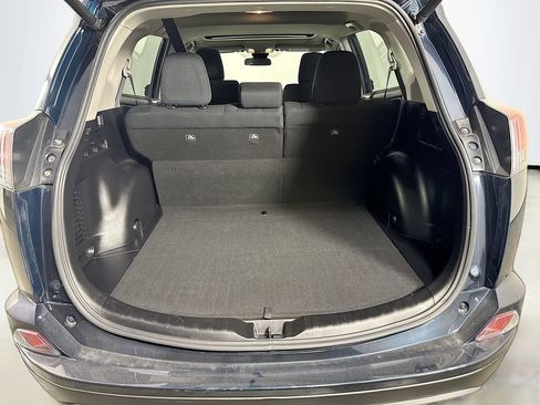 Used 2018 Toyota RAV4 XLE image 13