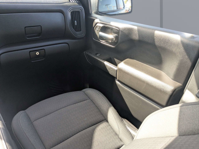 Used 2022 Chevrolet Silverado 1500 Custom AWD/4WD image 16