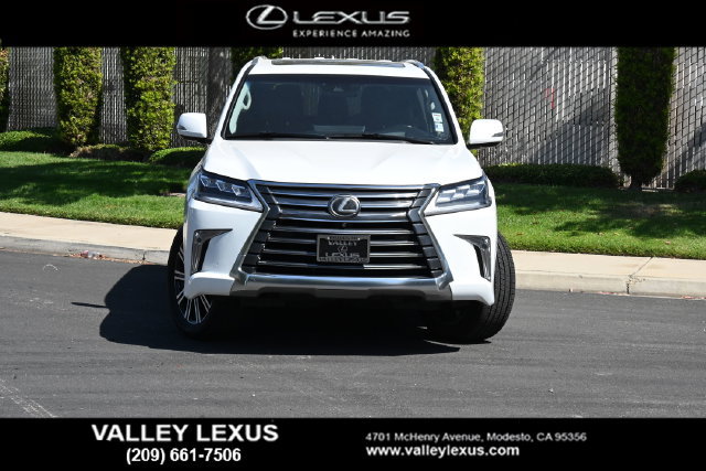 Used 2018 Lexus LX 570 4WD w/ Luxury Package image 5