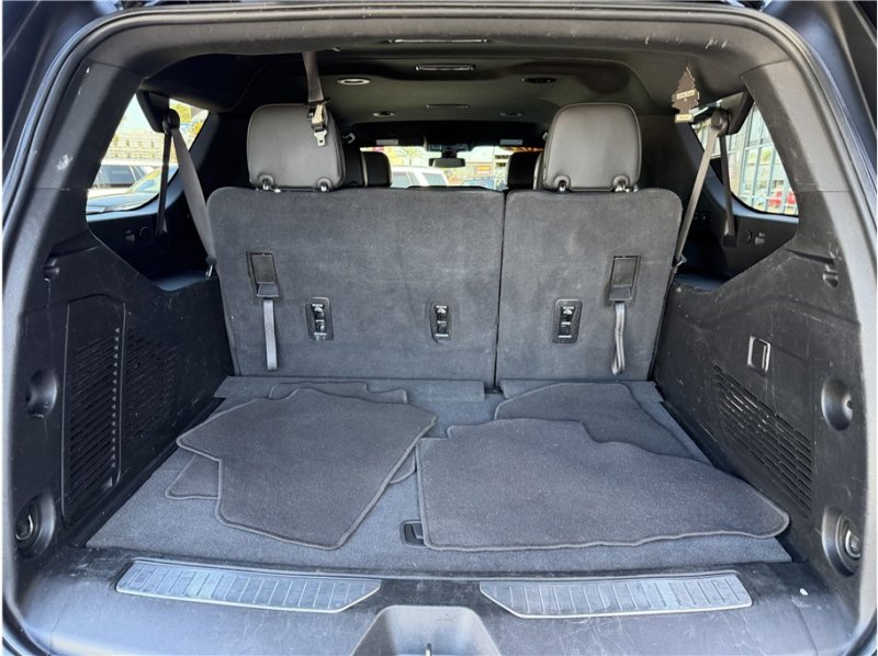 Used 2022 Chevrolet Suburban RST w/ Max Trailering Package AWD/4WD image 28