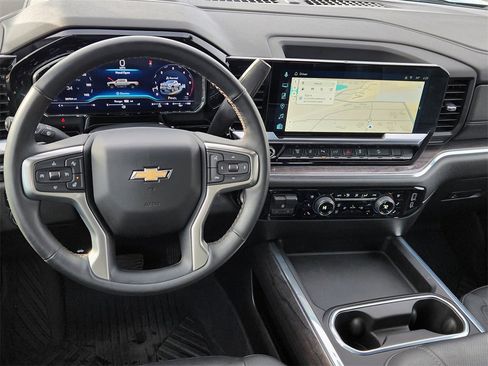 Used 2024 Chevrolet Silverado 3500 LTZ w/ LTZ Premium Package image 9