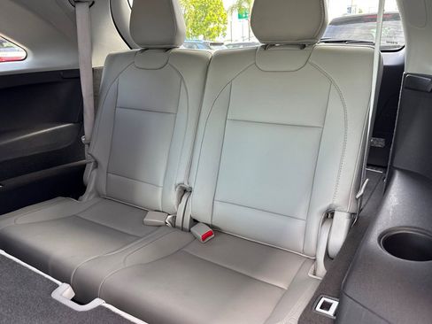 Used 2017 Acura MDX FWD w/ Technology Package image 15