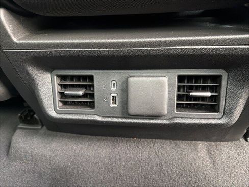 Used 2025 Chevrolet Silverado 1500 LT image 53