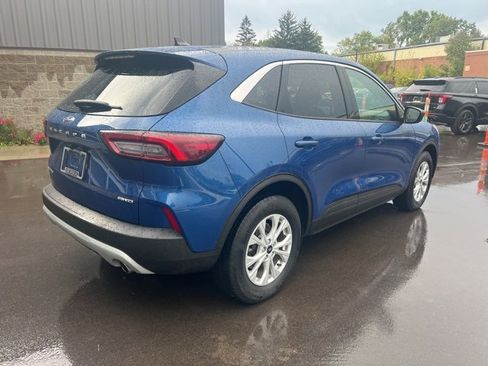 Used 2023 Ford Escape Active image 5
