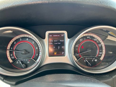 Used 2013 Dodge Journey SXT w/ Flexible Seating Group image 13