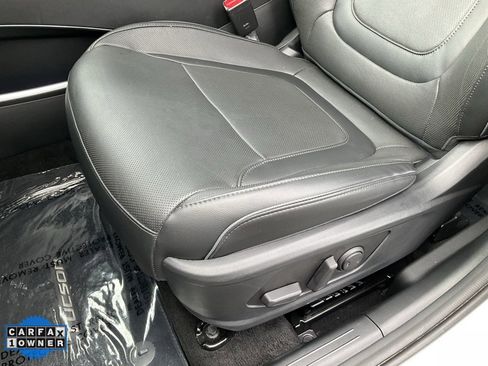 Used 2022 Hyundai Tucson Limited w/ Cargo Package image 16