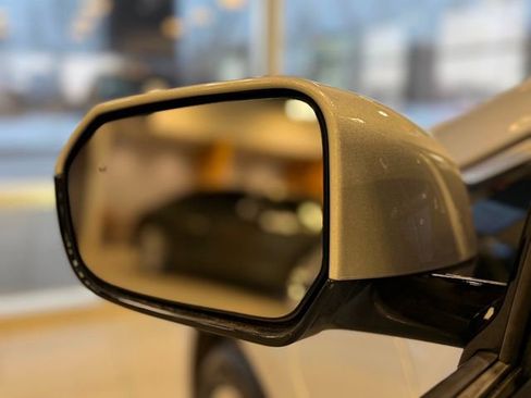 Used 2017 Chevrolet Volt Premier w/ Driver Confidence II Package image 36