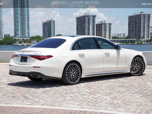 Used 2021 Mercedes-Benz S 580 4MATIC Sedan image 4