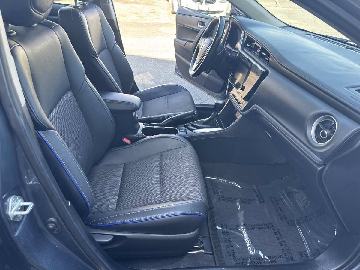 Used 2019 Toyota Corolla SE FWD image 15