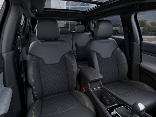 New 2026 Jeep Compass Latitude AWD/4WD image 22