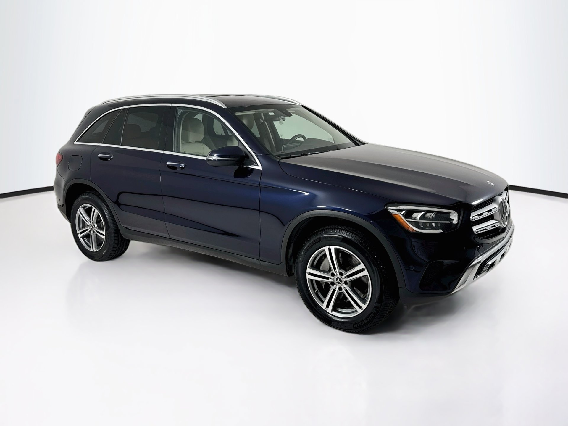 Certified 2021 Mercedes-Benz GLC 300 image 1