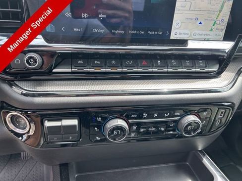 Used 2025 Chevrolet Silverado 1500 ZR2 w/ Technology Package AWD/4WD image 26