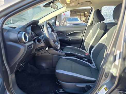Used 2025 Nissan Versa S FWD image 12