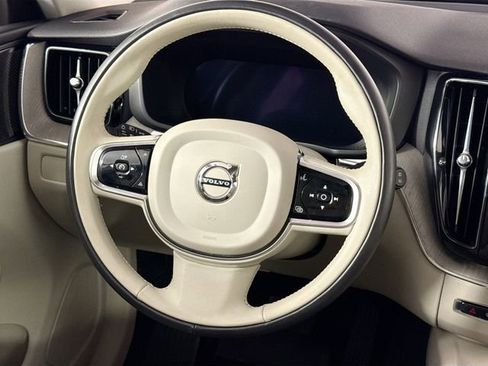 Used 2023 Volvo XC60 T8 Plus w/ Protection Package Premier image 29