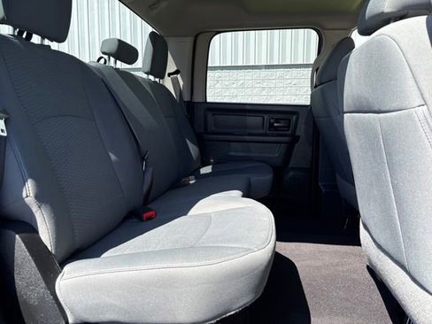 Used 2017 RAM 1500 Express AWD/4WD image 14
