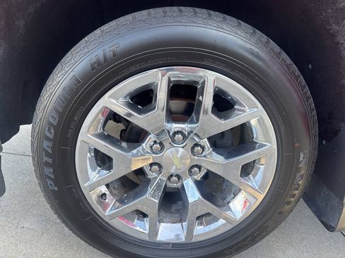 Used 2014 Chevrolet Silverado 1500 LTZ Z71 AWD/4WD image 26