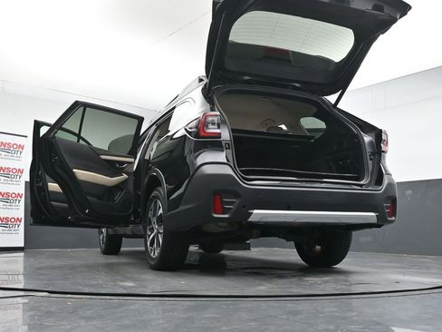 Used 2022 Subaru Outback Limited AWD/4WD image 41