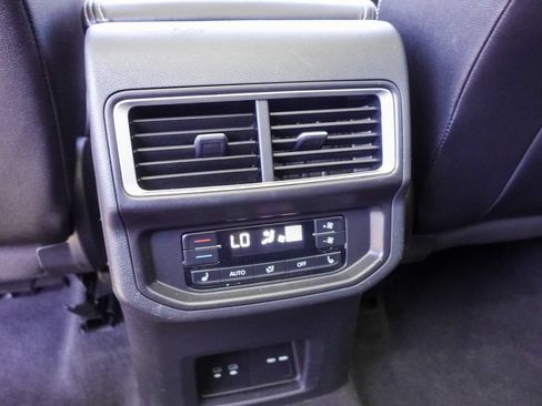 Used 2024 Volkswagen Atlas SEL Premium R-Line AWD/4WD image 23