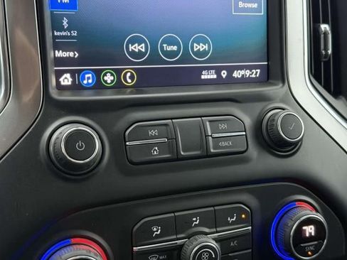 Used 2021 Chevrolet Silverado 1500 LT image 25