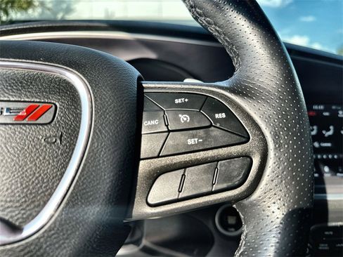 Used 2020 Dodge Charger Scat Pack image 32