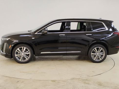 New 2025 Cadillac XT6 Premium Luxury w/ Technology Package image 2