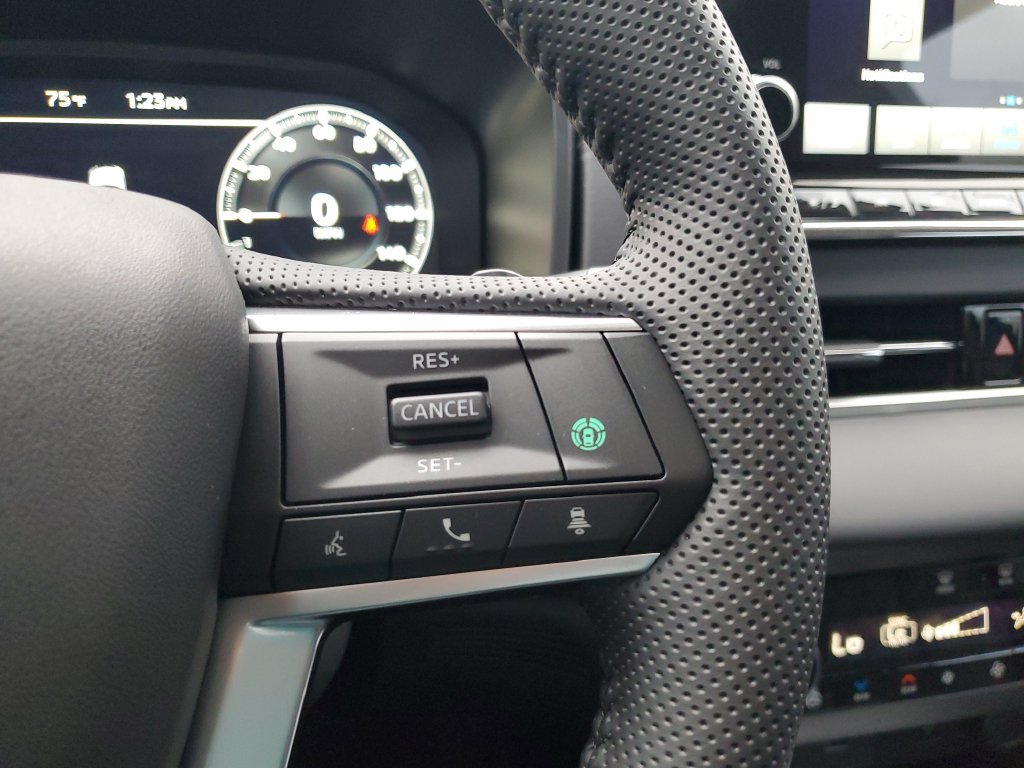 Used 2025 Mitsubishi Outlander SEL AWD/4WD image 20
