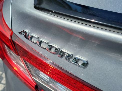 Used 2021 Honda Accord Sport image 6