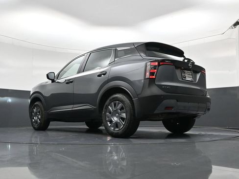 Used 2025 Nissan Kicks S FWD image 21