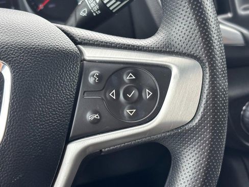 Certified 2023 GMC Terrain SLE w/ Driver Convenience Package FWD image 18