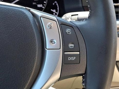 Used 2014 Lexus ES 350 w/ Luxury Package FWD image 22