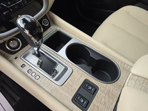 Used 2024 Nissan Murano SL image 24