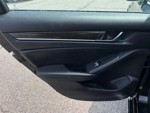 Used 2020 Honda Accord EX-L image 24