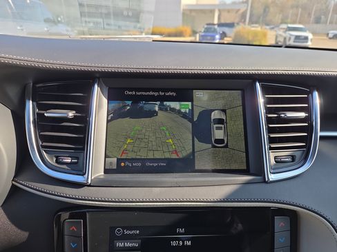 Used 2025 INFINITI QX55 Essential image 14