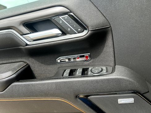 Used 2023 GMC Sierra 1500 AT4 w/ AT4 Premium Package image 7