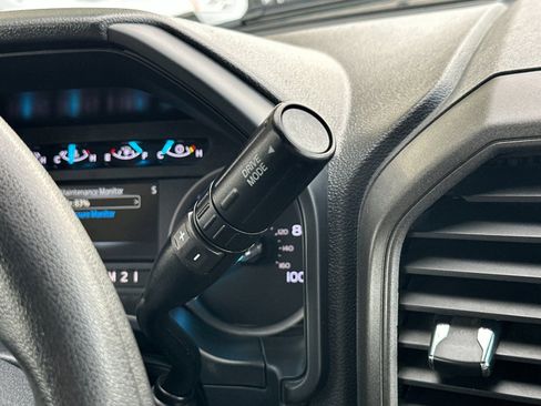 Used 2022 Ford F250 XL w/ Power Equipment Group image 20