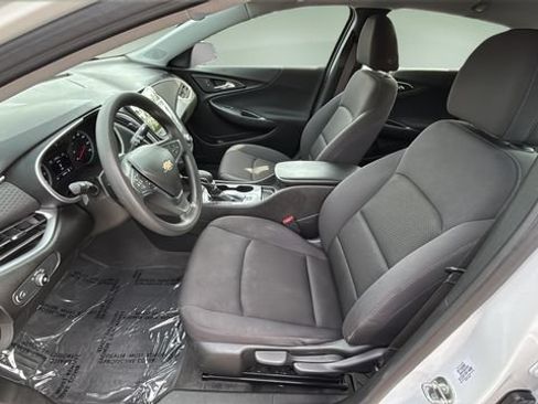 Used 2024 Chevrolet Malibu LS w/ Driver Confidence Package FWD image 18